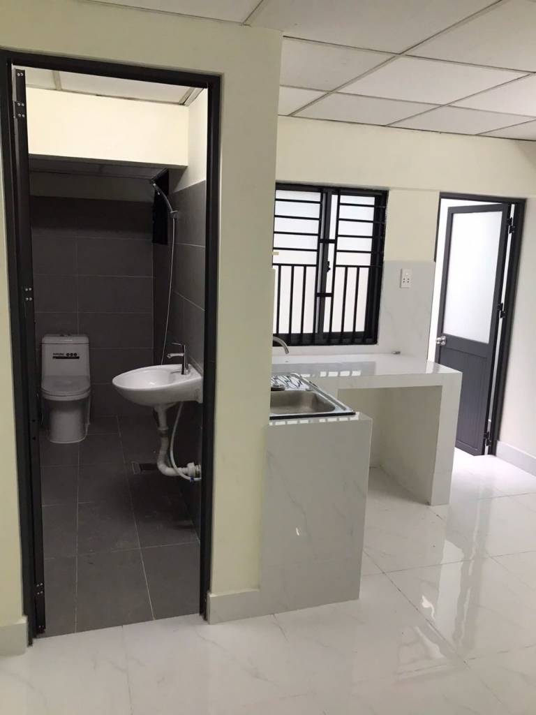 Bán dãy trọ thu nhập 35tr/th, Nguyễn Xí, 190m2, giá 13 tỷ thương lượng
