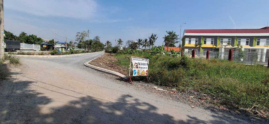 Bán đất mặt tiền Cống Hộp Số 3, Thạnh Xuân, gần trường Tô Ngọc Vân, giá 20 triệu/m²