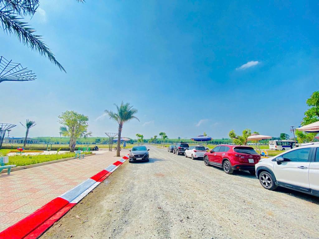 Nhận đất xây nhà chỉ với 579 triệu, gần KCN Vsip 2 Bình Dương, đường nhựa 12m, sổ hồng riêng.