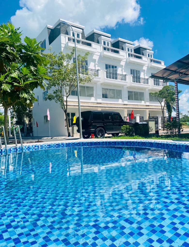 Bán gấp lô đất Tp. Tân An, vị trí vip, khu biệt thự, 95m², chỉ 900 triệu
