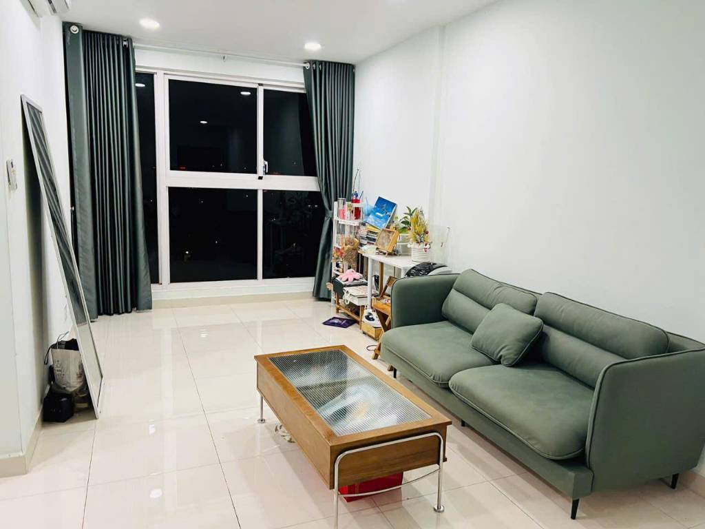 Cho thuê căn hộ Cộng Hòa Garden, Tân Bình, 2 phòng ngủ, giá chỉ 13 triệu