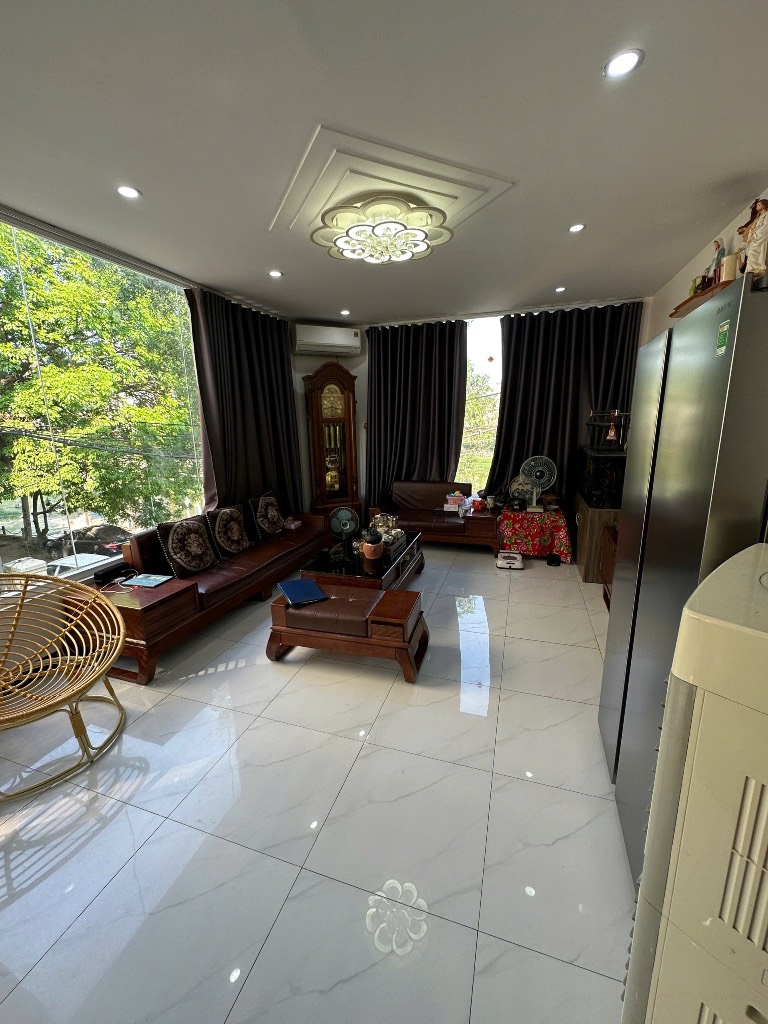 Nhà 5 tầng lô góc, ô tô tránh, kinh doanh đỉnh, 2 mặt tiền, view hồ điều hòa, Hà Đông, giá 8.8 tỷ