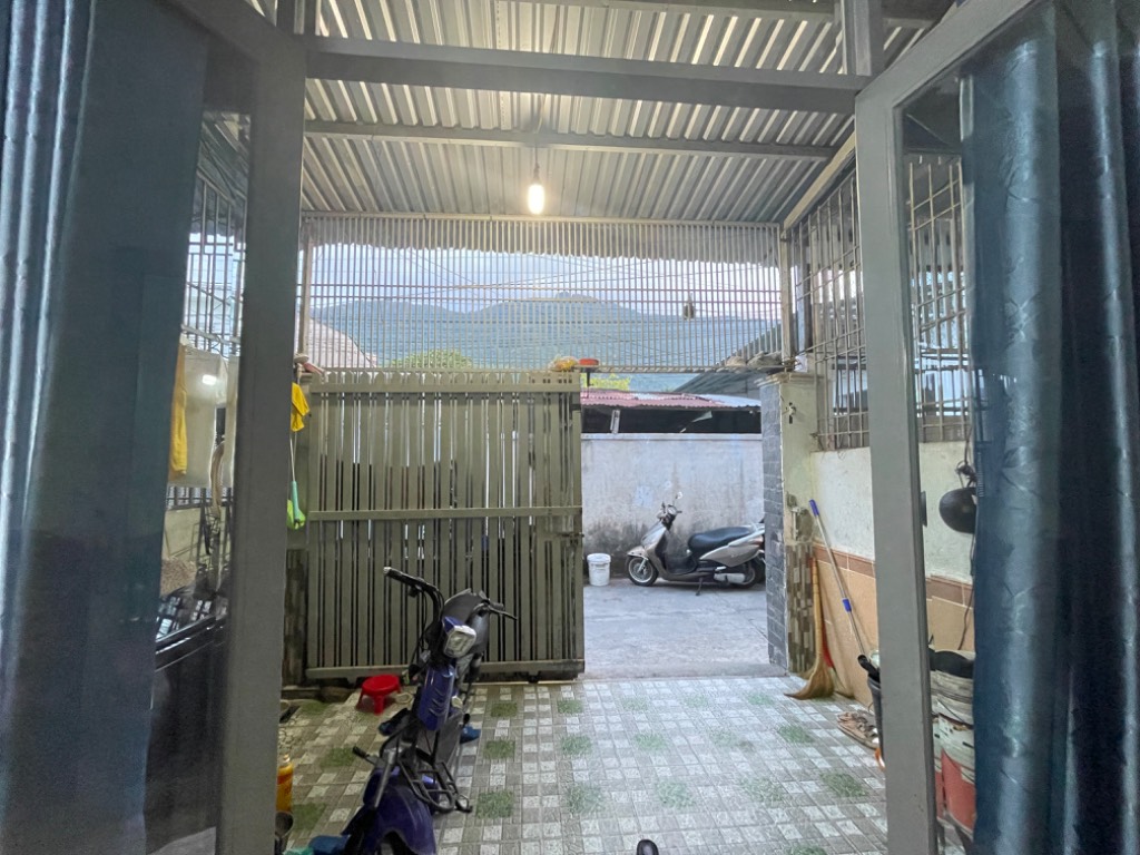 Bán nhà đẹp dưới 2 tỷ trung tâm Phước Đồng Nam Nha Trang, sổ riêng, vào ở ngay