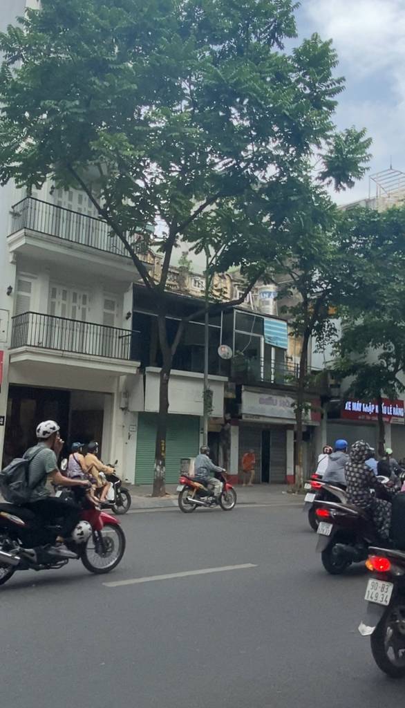 Hiếm, Bán Nhà Mặt Phố Huế 8T Thang Máy 145m2 MT5.4 Kinh Doanh Đỉnh 115 Tỷ 0986829***
