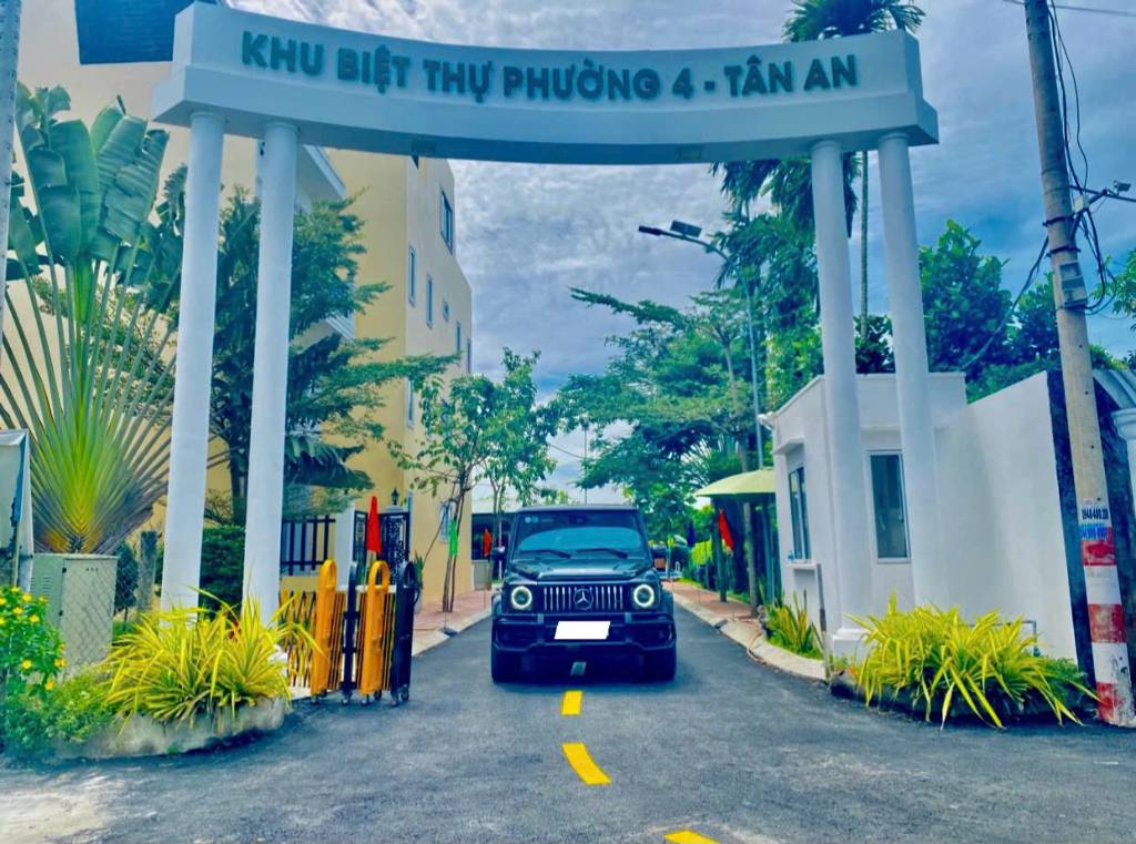 Chính chủ bán nhà mặt tiền QL1A gần Aeon Tân An,  3 tầng mới,  78m², giá 2 tỷ 7