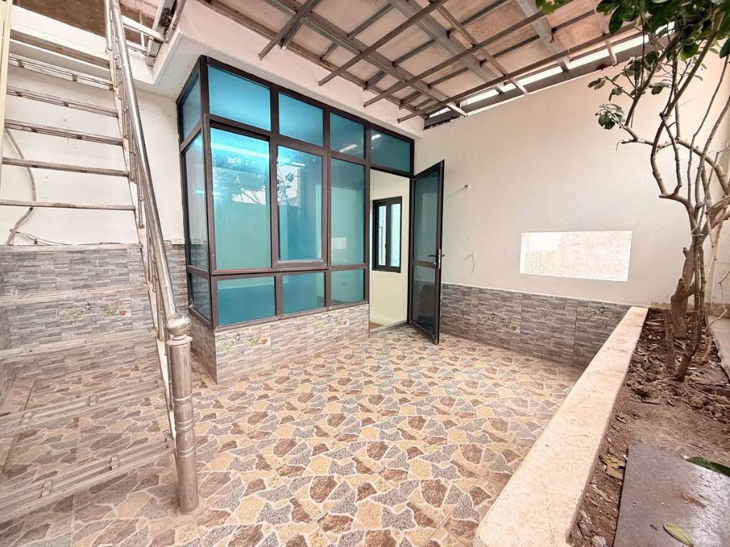 Bán nhà Tứ Hiệp, Ngọc Hồi, Thanh Trì, 4 tầng, 3 phòng ngủ, 38m2, giá 4,9 tỷ