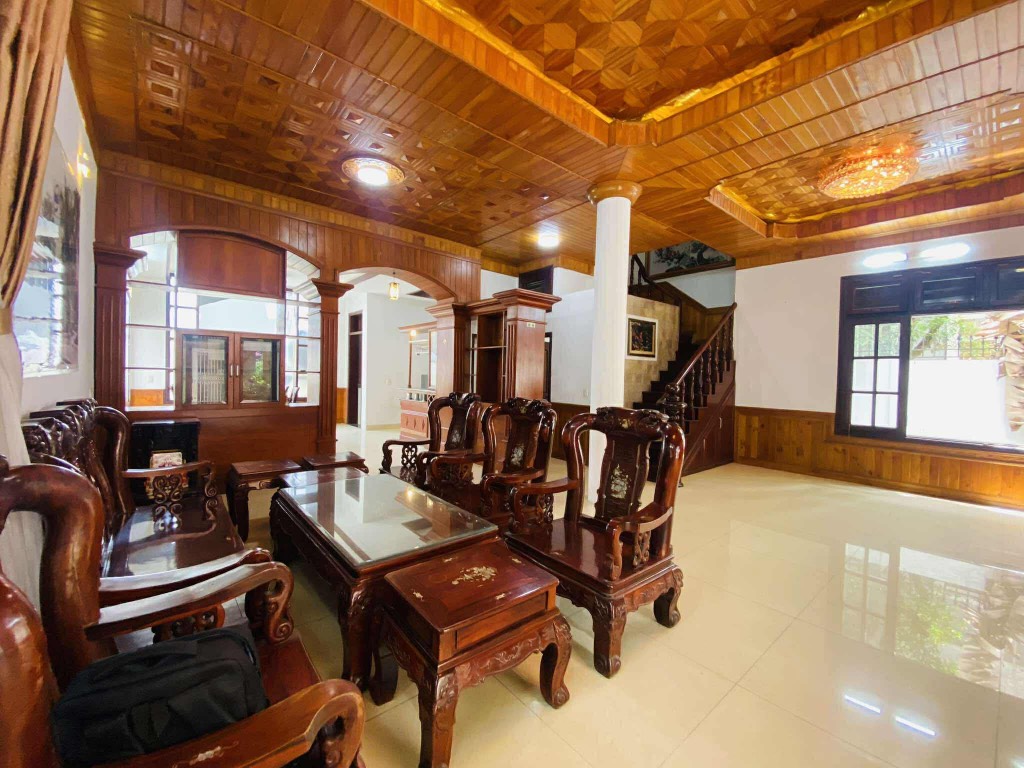 Bán biệt thự liền kề Nam Thông, Quận 7, 250m², ngang 12m, full nội thất, sổ hồng riêng, giá 39,99 tỷ