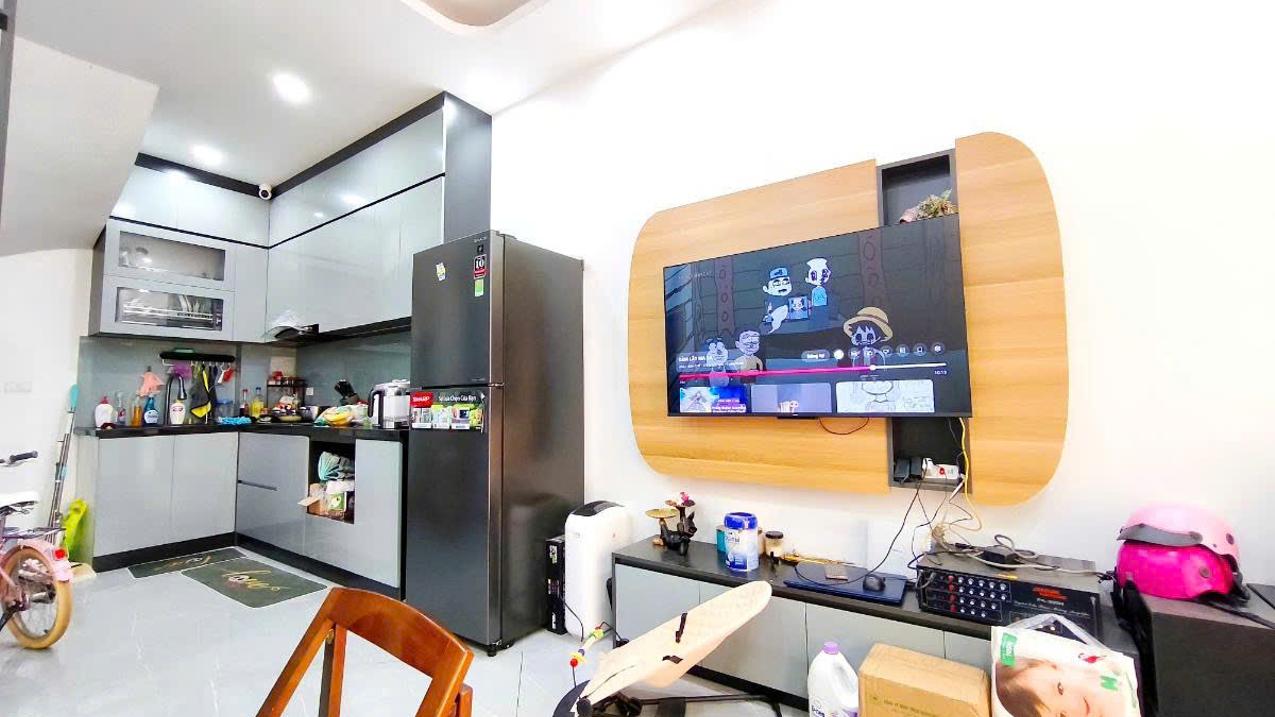 Bán nhà nhà đẹp Hoàng Văn Thụ, Hoàng Mai, Hà Nội, Ngõ Thông 5m ô tô chạy,  Full nội thất, Sổ hồng đầy đủ