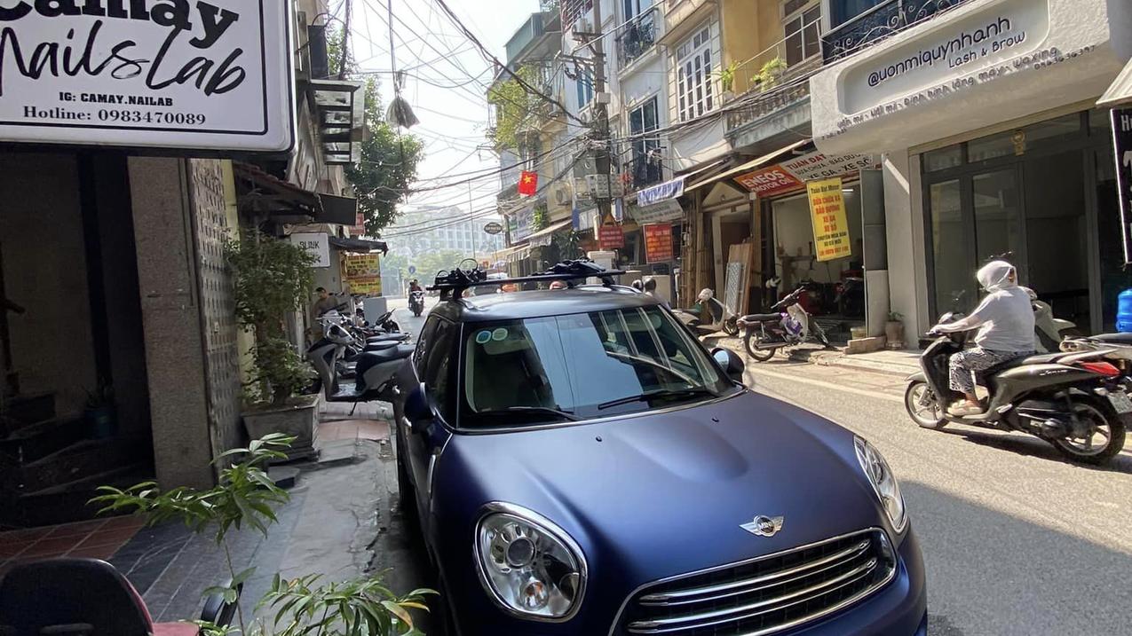 Nhà Cho Thuê Hoàn kiếm,Ô tô đỗ cửa, Gần Nhà Hát Lớn. DT 33m2, 2 tầng, mặt tiền 3,5m